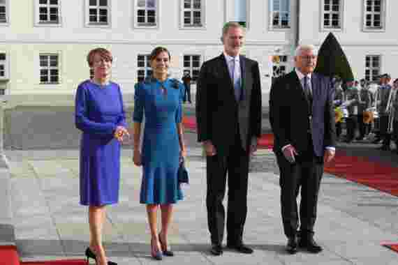 Das spanische Königspaar zeigt sich bei Empfang in Berlin