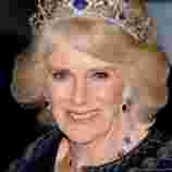 Queen Consort Camilla: Wieso trägt sie ein Gewand von König Charles? 