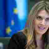 Korruptionsverdacht gegen Eva Kaili: Wer ist die Ex-Vizepräsidentin des EU-Parlaments?