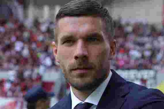 Lukas Podolski: Der Fußballer wird zum dritten Mal Vater