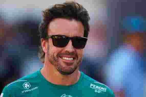 Fernando Alonso: Der Formel 1-Rennfahrer hat Spaß mit Taylor Swift