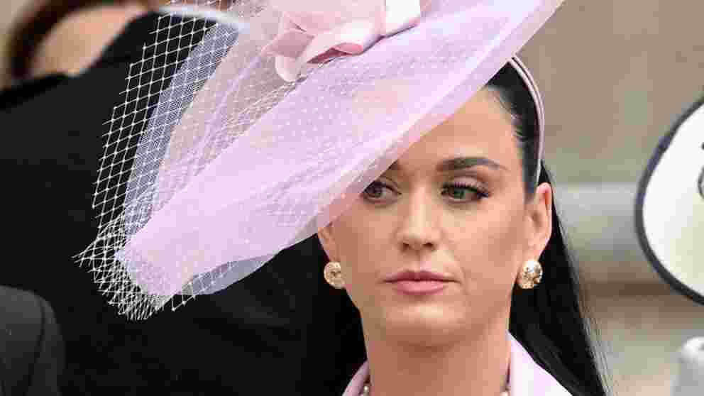Verwirrung bei der Krönung von Charles III: Was war nur mit Katy Perry los? 