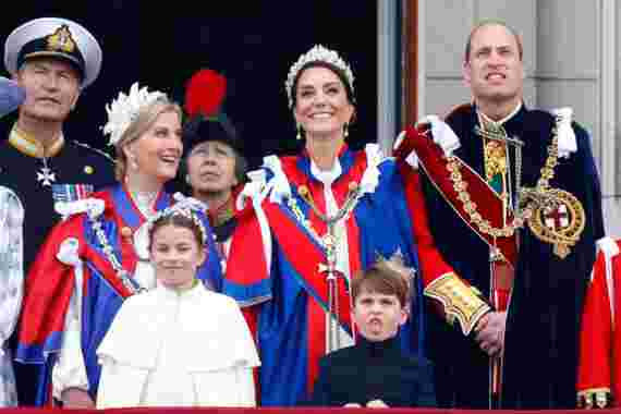 Welche Hose für die Krönung? Herzogin Sophie kritisiert die Beinkleider von Prinz Louis