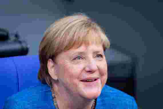 Angela Merkel hat die Haare schön – der deutsche Steuerzahler zahlt die Rechnung
