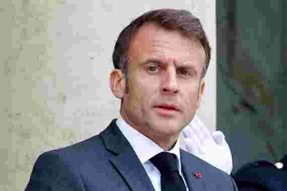 Emmanuel Macron unter Druck: Verschärftes Immigrationsgesetz sorgt für Aufruhr